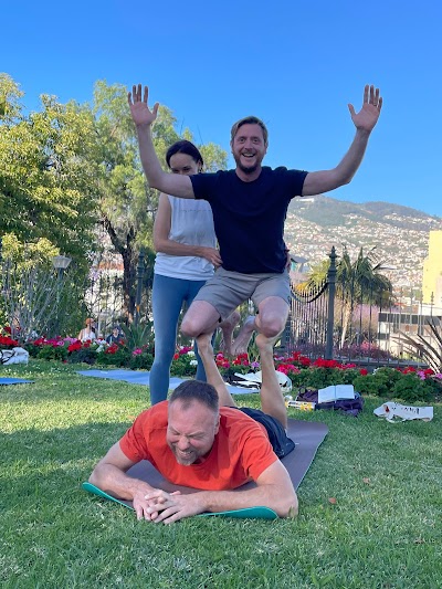 AcroYoga-Madeira-3-1.jpg