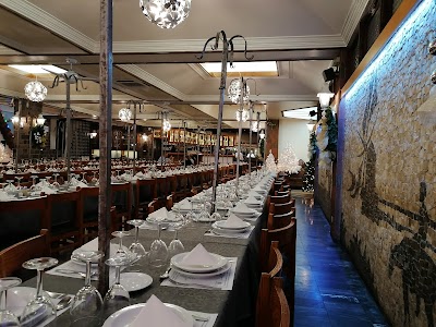 Restaurante-A-Parreira-1-1.jpg