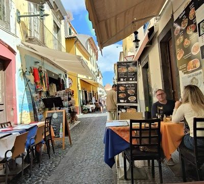 Snack-Bar-Tavern-Grandfather-1-1.jpg