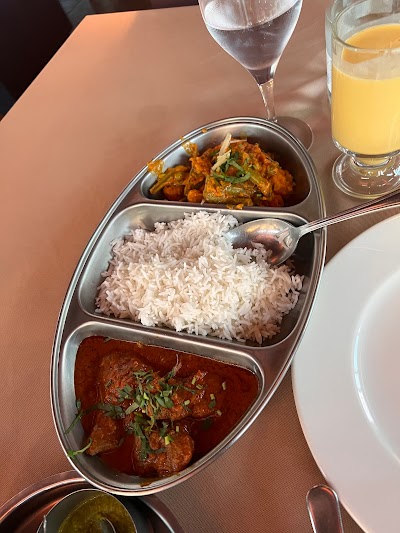 Taj-Mahal-Indian-Restaurant-Madeira-4-1.jpg